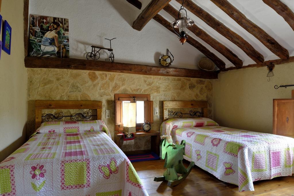 אלצ'ה דה לה סיירה Casa Rural La Tahona חדר תמונה