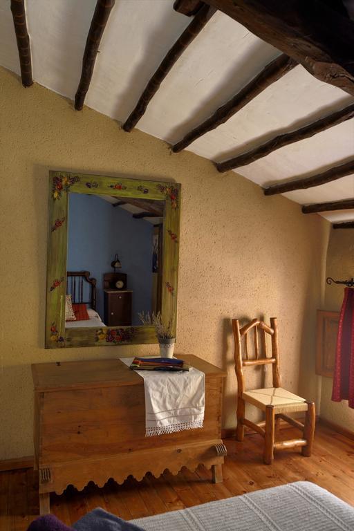 אלצ'ה דה לה סיירה Casa Rural La Tahona חדר תמונה