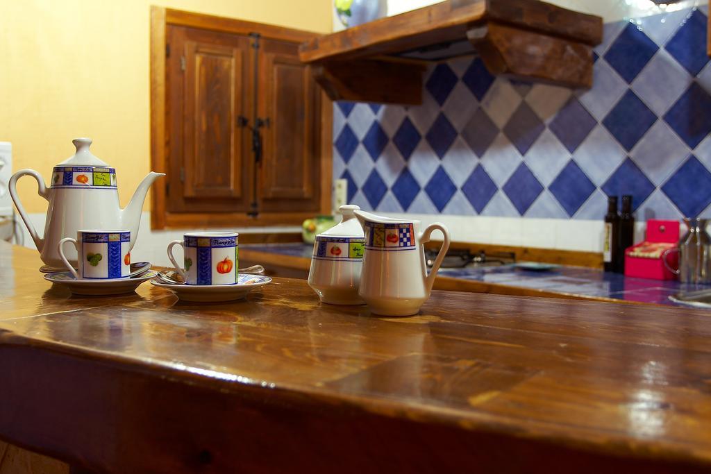 אלצ'ה דה לה סיירה Casa Rural La Tahona חדר תמונה